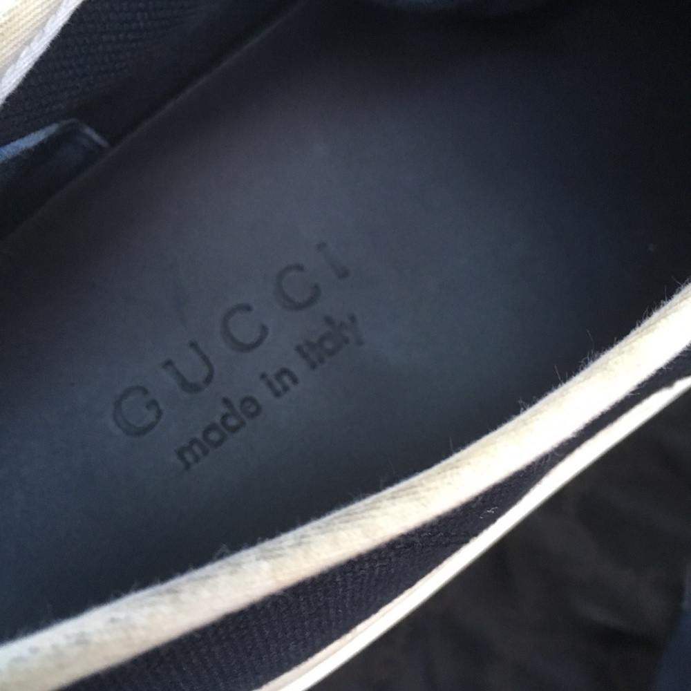 Gucci Ace Low Top Sneakers - Picture 7 of 16